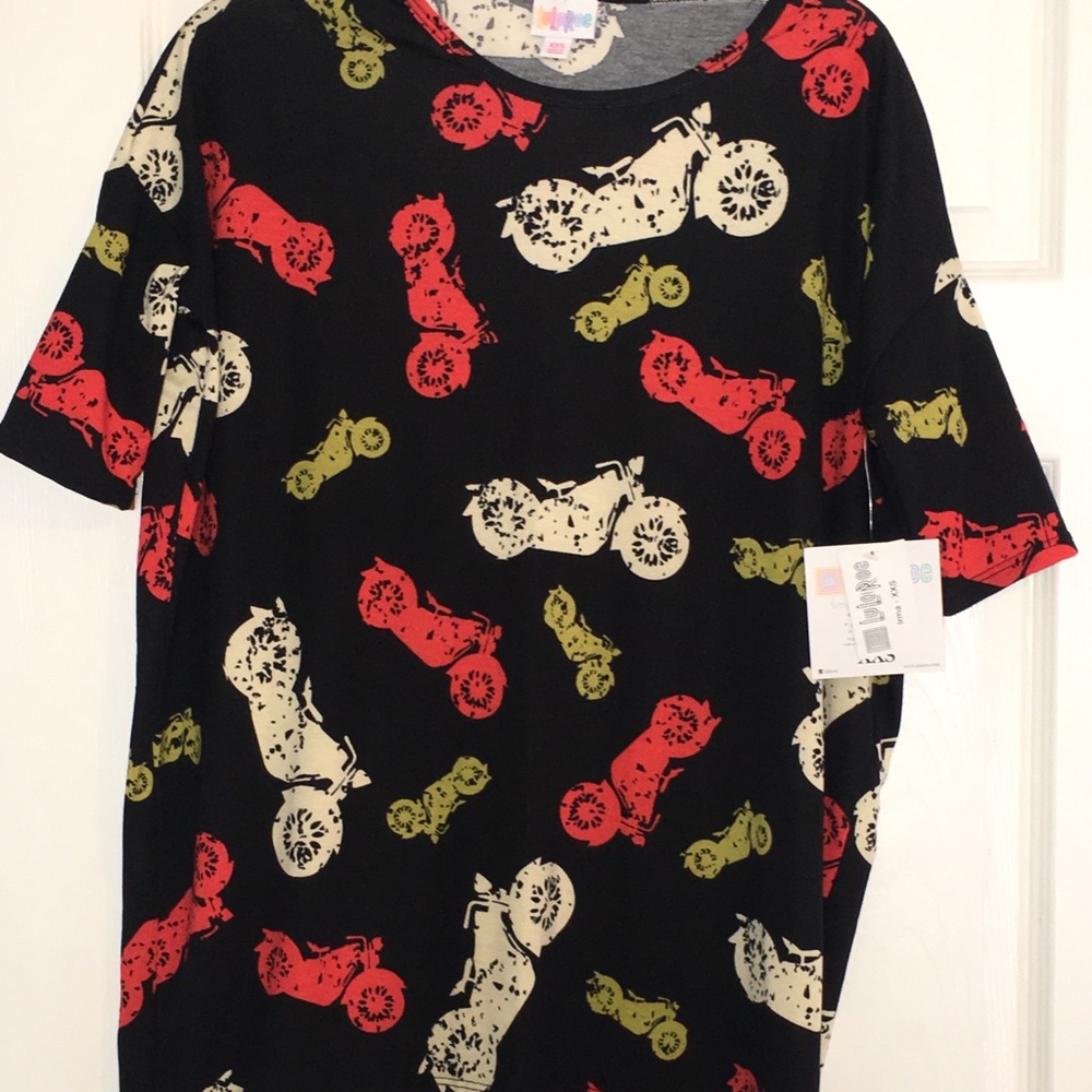 LuLaRoe "Irma" top